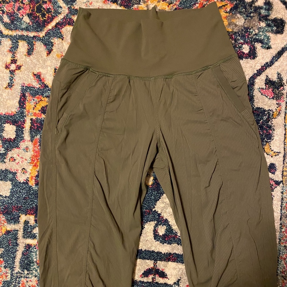 Lululemon Capris - Picture 2 of 2